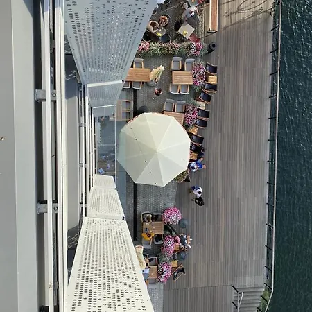 Lägenhet Baltic Riviera - Luxurious With Patio And River View *