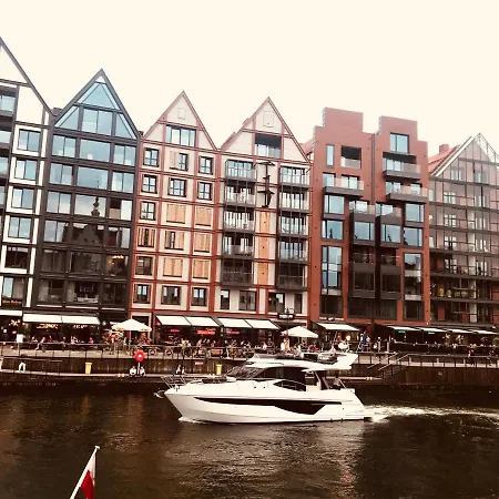 Baltic Riviera - Luxurious With Patio And River View アパート