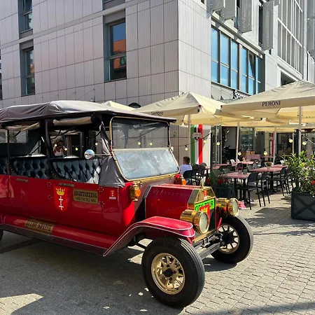 Baltic Riviera - Luxurious With Patio And River View * Gdańsk