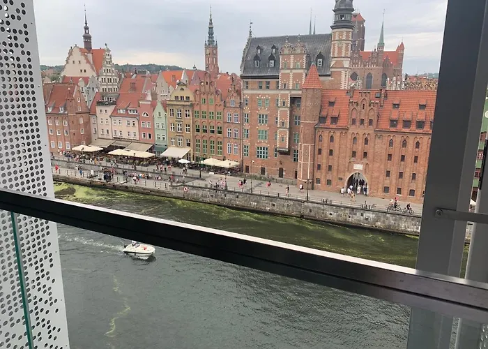 Baltic Riviera - Luxurious With Patio And River View 아파트