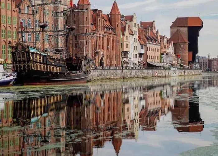 Baltic Riviera - Luxurious With Patio And River View