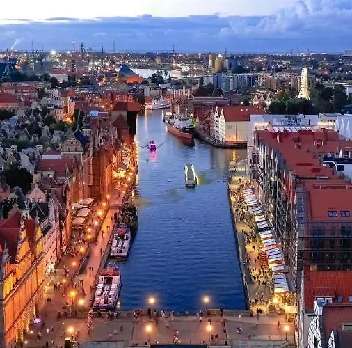 Apartman Baltic Riviera - Luxurious With Patio And River View Gdańsk