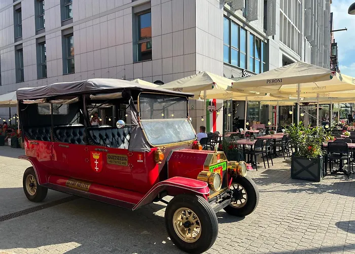 Baltic Riviera - Luxurious With Patio And River View * 그단스크