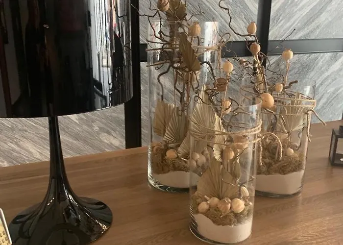 Baltic Riviera - Luxurious With Patio And River View 그단스크