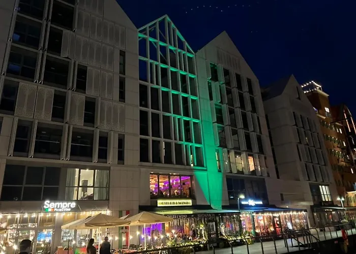 Baltic Riviera - Luxurious With Patio And River View *